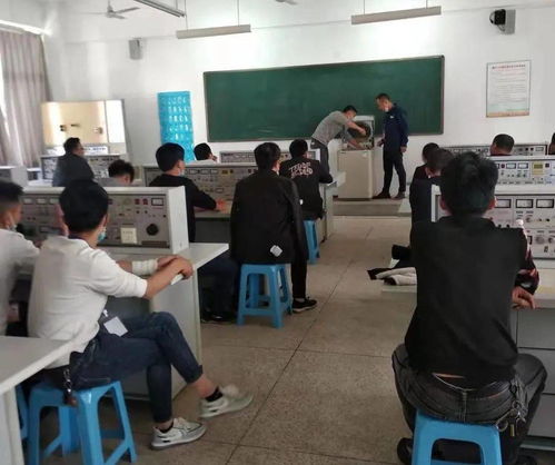 發(fā)揮職業(yè)教育優(yōu)勢，助力技能提升培訓(xùn)——龍海職校積極承辦重點群體計算機系統(tǒng)服務(wù)職業(yè)技能培訓(xùn)