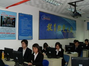 電腦培訓學校與計算機系統(tǒng)服務 如何選擇更有效的學習路徑